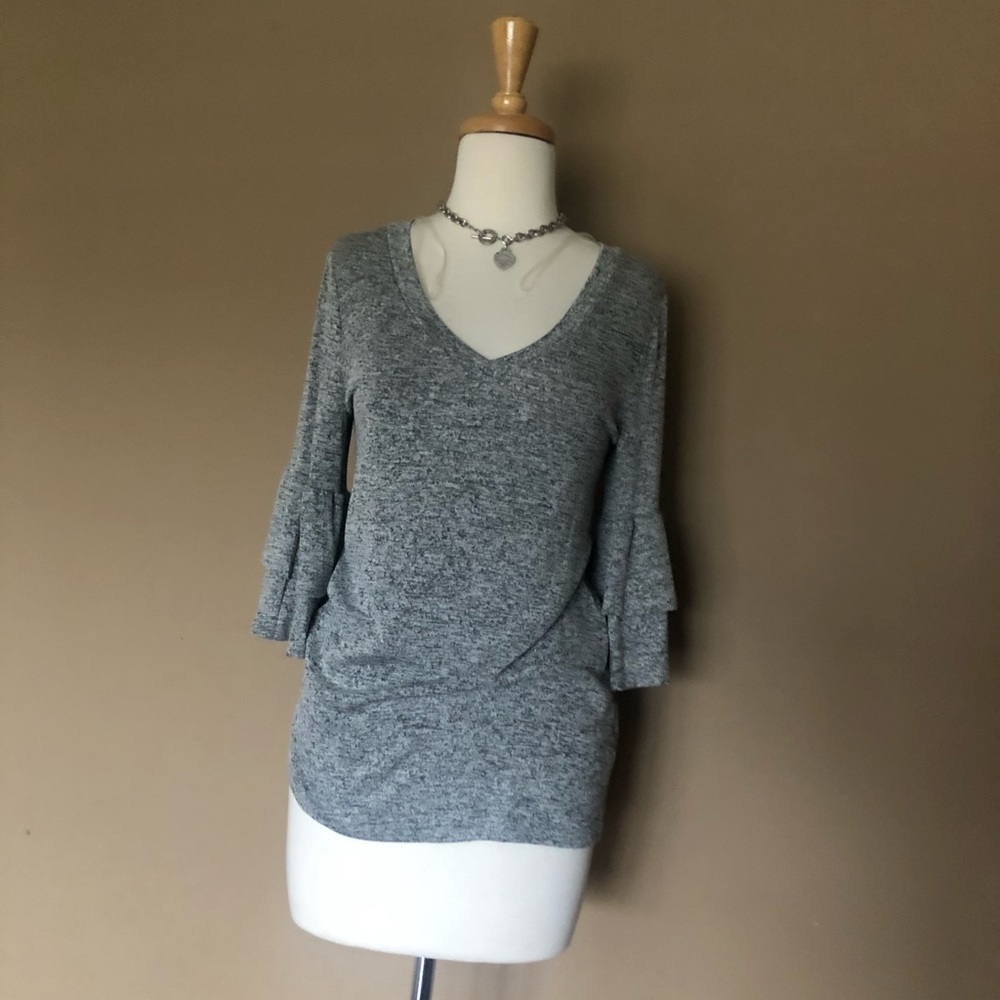 Silver 👚 - Picture 7 of 9